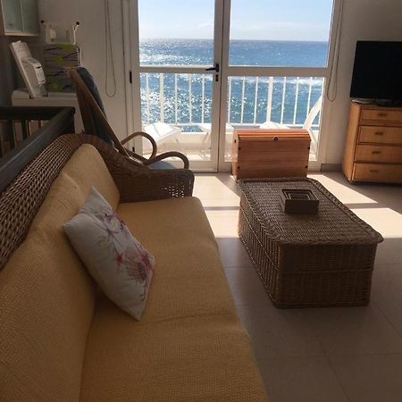 Vv Yelymar. Playa De Alojera Apartment Exterior photo